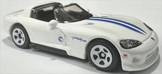 White - Treasure Hunt